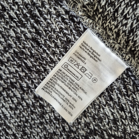 H&M Monochrome Knit Blazer - Picture 7 of 10